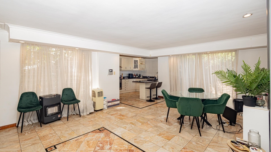 3 Bedroom Property for Sale in Plattekloof Western Cape